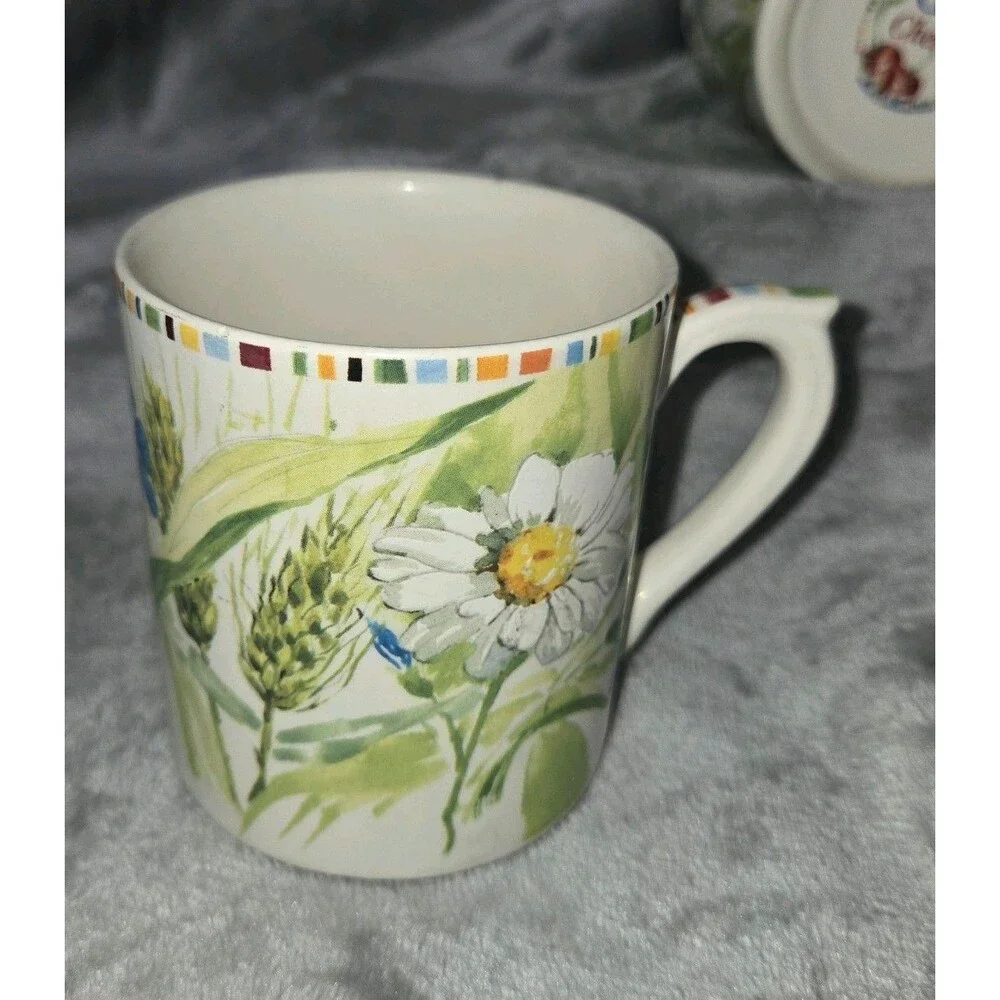 Gien France Cherry Mug Coffee Cup White Daisy Flowers Wheat Discontinued Vintage